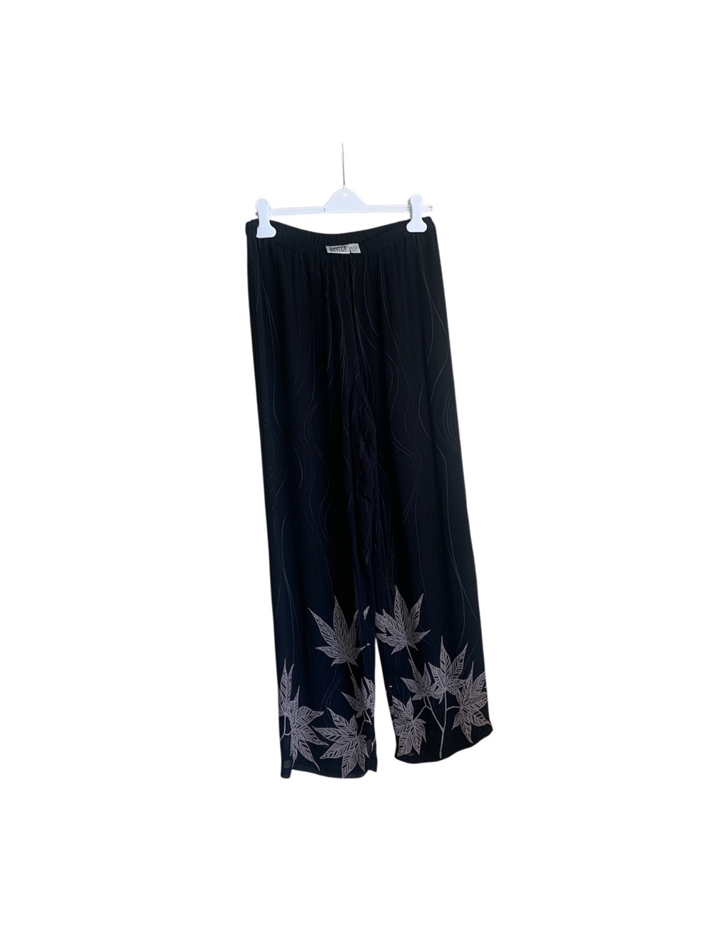 Chico's Black Wide-Leg Pants with Leaf Border Detail